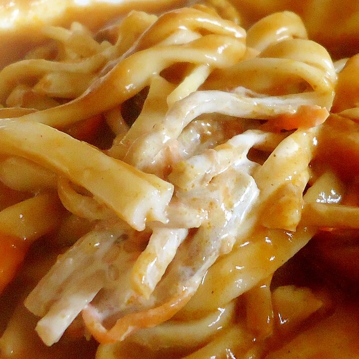 ゴボウ入り冷やしカレーうどん